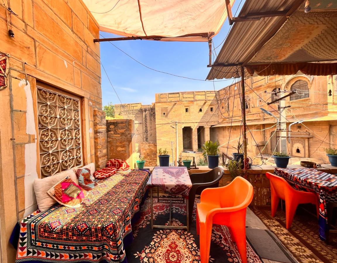 Hostel Marigold Home Stay Jaisalmer Exterior photo
